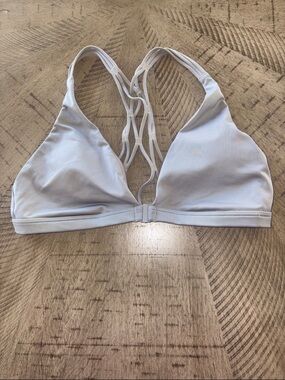 Victoria's Secret Light Gray Strappy Sports Bra